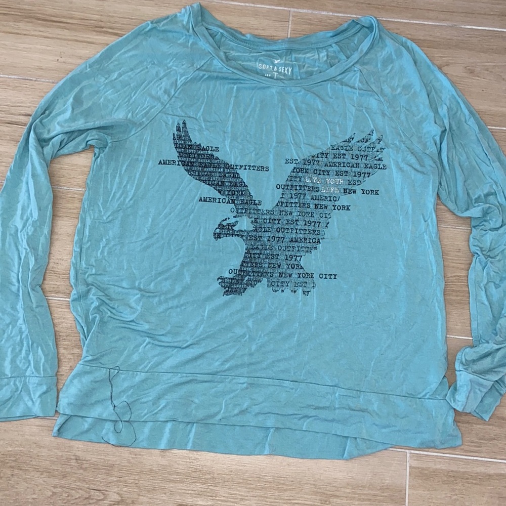 Soft and Sexy AEO long sleeve tee